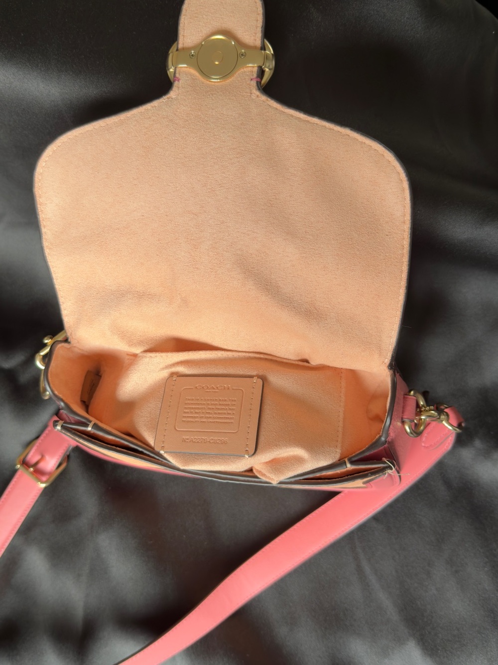 Authentic Coach Georgie Saddle Bag In Colorblock Faded Blush Taffy -model C8296 - Picture 12 of 16